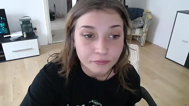 Snapshot of Aliens4twenty chatting on 9, 10, 2025 Aliens4twenty online show from 9, 10, 2025