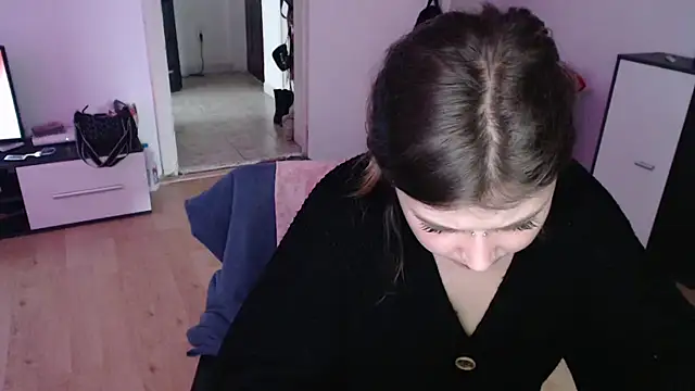 Snapshot of Aliens4twenty chatting on 20, 11, 2025 Aliens4twenty online show from 20, 11, 2025