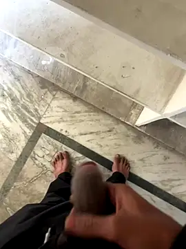 Snapshot of hyderabadii_boi chatting on 18, 11, 2025 hyderabadii boi online show from 18, 11, 2025