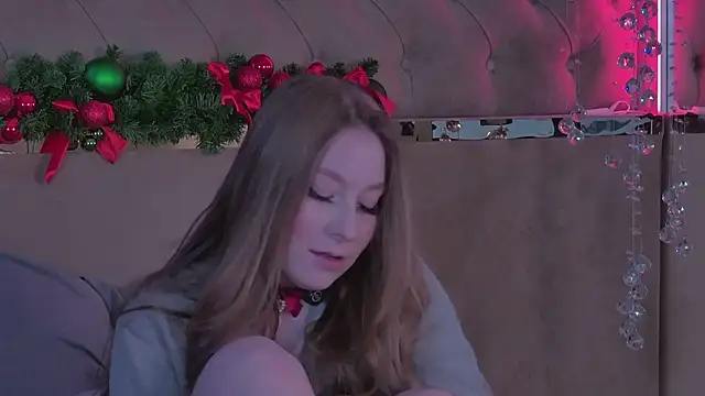 MiaEuphoria  online show from 14, 12, 2025