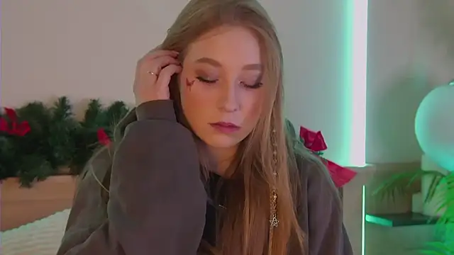 MiaEuphoria  online show from 9, 1, 2026