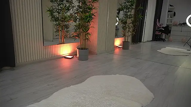 Snapshot of EmmaBlanco chatting on 24, 2, 2026 EmmaBlanco online show from 24, 2, 2026