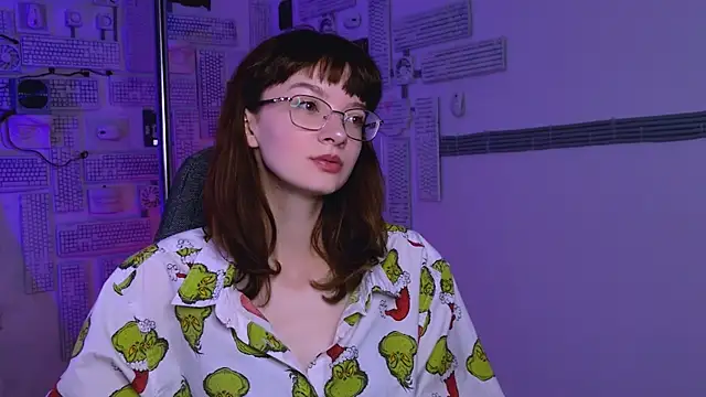 MollyJiggles online show from 10, 9, 2025