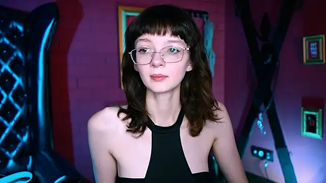 MollyJiggles online show from 12, 9, 2025
