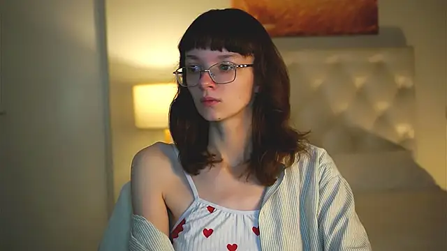 MollyJiggles online show from 14, 9, 2025