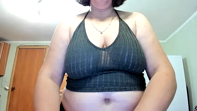 Snapshot of KATTYWARM_ chatting on 17, 11, 2025 KATTYWARM online show from 17, 11, 2025