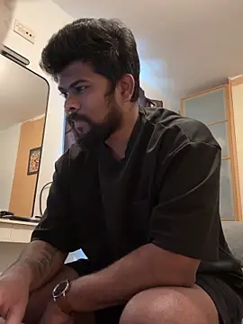 Snapshot of CrazyShashank chatting on 3, 10, 2025 CrazyShashank online show from 3, 10, 2025