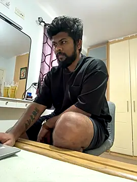 Snapshot of CrazyShashank chatting on 2, 11, 2025 CrazyShashank online show from 2, 11, 2025