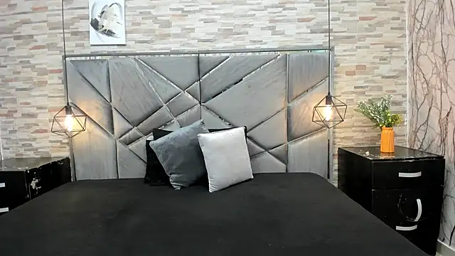 MELODY FIRE  online show from 4, 11, 2025