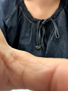 PhuongNhi21 online show from 9, 10, 2025