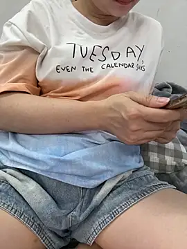 PhuongNhi21 online show from 16, 10, 2025