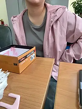 PhuongNhi21 online show from 23, 10, 2025