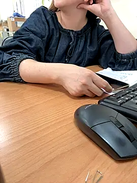 PhuongNhi21 online show from 30, 10, 2025