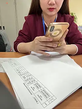 PhuongNhi21 online show from 3, 11, 2025