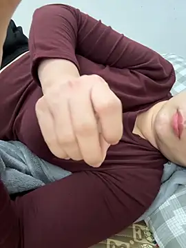 PhuongNhi21 online show from 17, 11, 2025