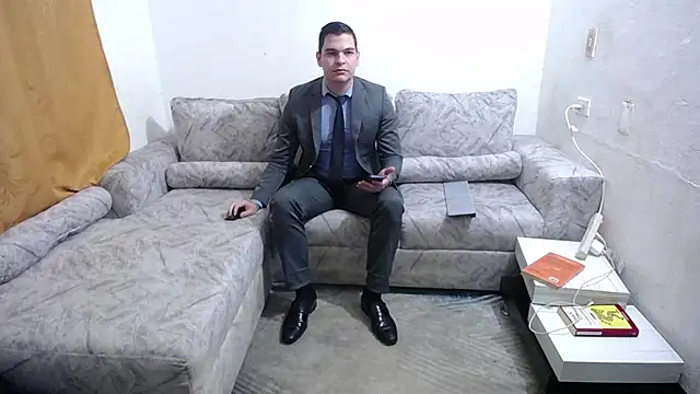 Victor Maitland online show from 28, 10, 2025