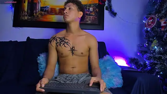 ECSTASYX2 2001 online show from 18, 12, 2025