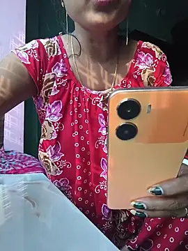 Snapshot of Desi_couple305 chatting on 25, 11, 2025 Desi couple305 online show from 25, 11, 2025