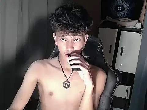 kenbigcockxx online show from 22, 10, 2025