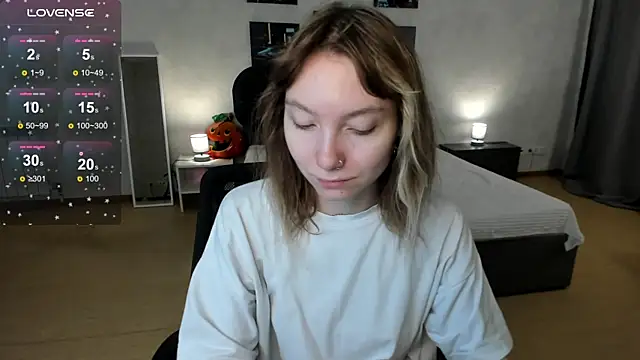 Snapshot of tattoo_art_baby chatting on 5, 11, 2025 tattoo art baby online show from 5, 11, 2025