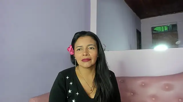 DianaOchoa  online show from 13, 9, 2025