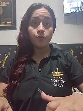 candy  fox  online show from 28, 10, 2025