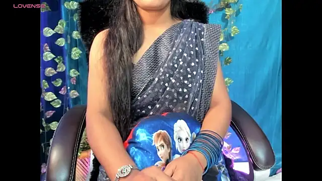 Snapshot of Forever_Love2025 chatting on 26, 10, 2025 Forever Love2025 online show from 26, 10, 2025