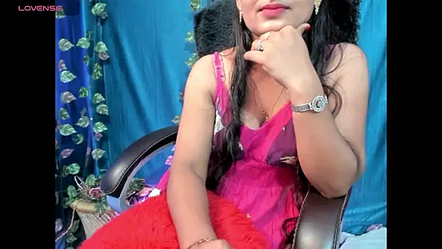 Snapshot of Forever_Love2025 chatting on 5, 11, 2025 Forever Love2025 online show from 5, 11, 2025