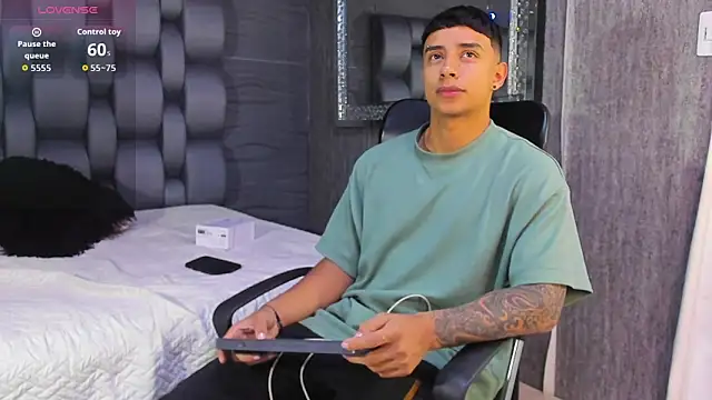 jaze bradley online show from 11, 11, 2025