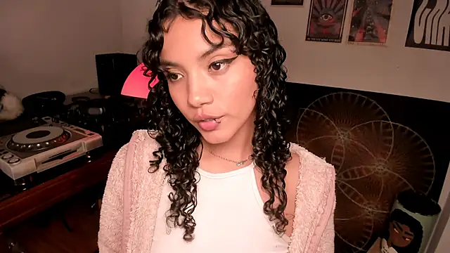 Snapshot of Nati____ chatting on 12, 3, 2026 Nati online show from 12, 3, 2026