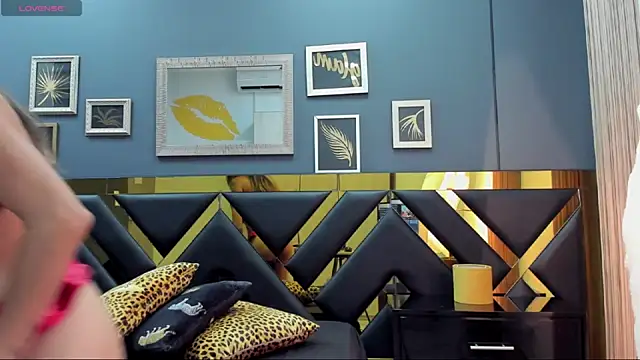 Kaya Tate online show from 14, 11, 2025