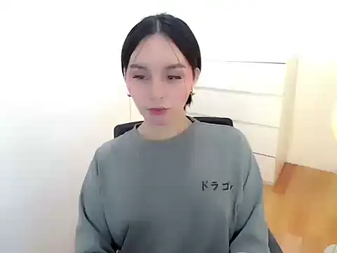 Snapshot of holly_tabby chatting on 8, 9, 2025 holly tabby online show from 8, 9, 2025