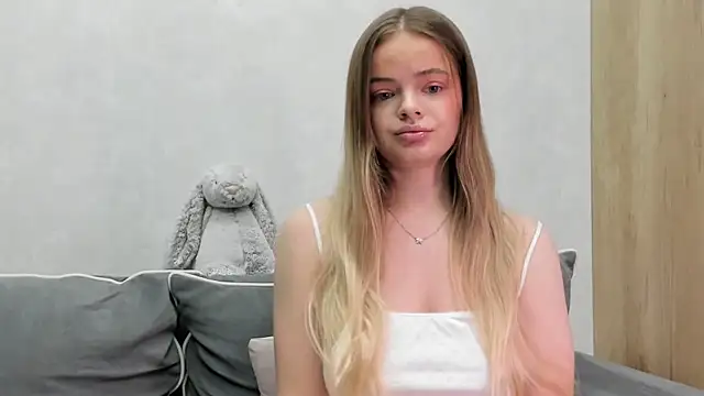 Snapshot of Sarah_keyy chatting on 26, 2, 2026 Sarah keyy online show from 26, 2, 2026