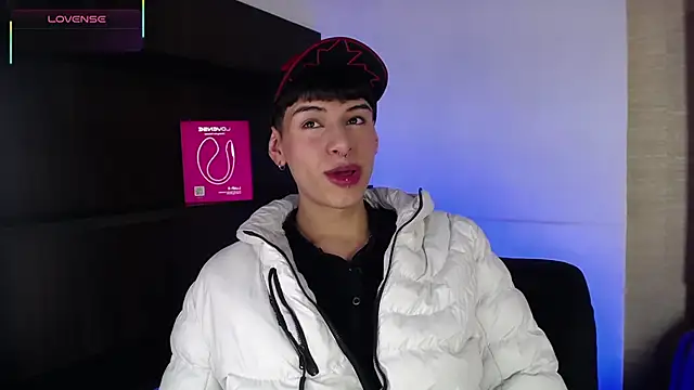 Ezra Storm online show from 15, 10, 2025