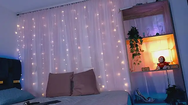 anitaglow online show from 15, 10, 2025