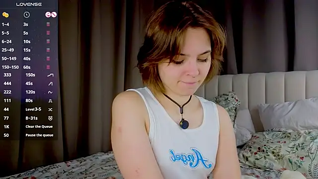 PolIyBowman online show from 12, 10, 2025