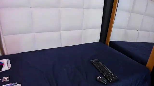 Nicky six333 online show from 23, 9, 2025