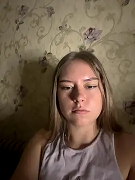 Tomyris yuki online show from 17, 11, 2025