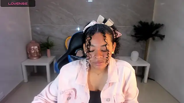 risada temptation s online show from 10, 10, 2025