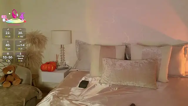 Snapshot of emily_mars1 chatting on 28, 10, 2025 emily mars1 online show from 28, 10, 2025