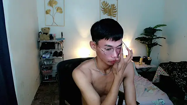 Snapshot of naughty_rence chatting on 25, 10, 2025 naughty rence online show from 25, 10, 2025