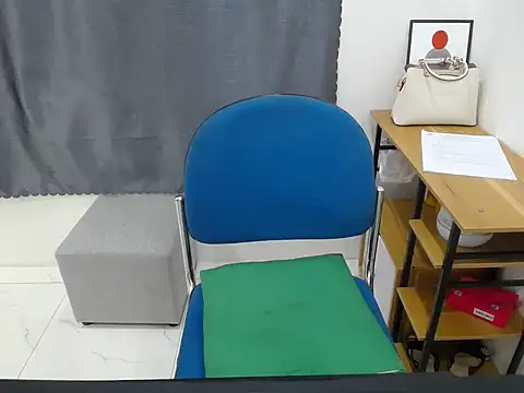 Snapshot of Min_Min2k chatting on 22, 3, 2026 Min Min2k online show from 22, 3, 2026