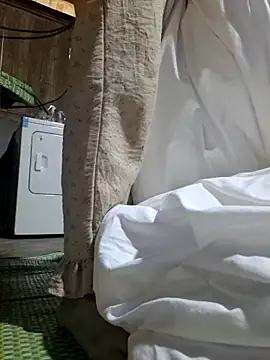 Snapshot of cincin_677 chatting on 5, 10, 2025 cincin 677 online show from 5, 10, 2025