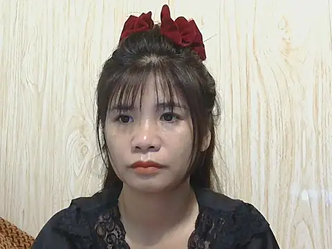 Snapshot of Ori299 chatting on 8, 11, 2025 Ori299 online show from 8, 11, 2025