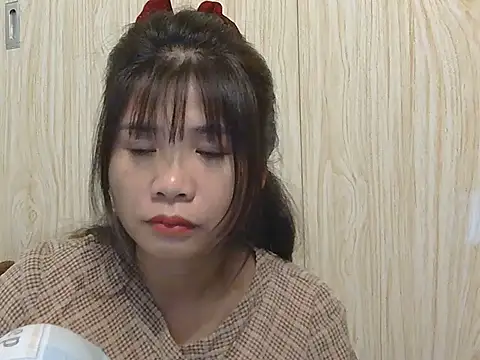 Snapshot of Ori299 chatting on 24, 11, 2025 Ori299 online show from 24, 11, 2025