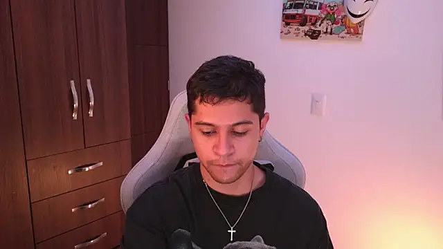 domsantiago  online show from 11, 11, 2025