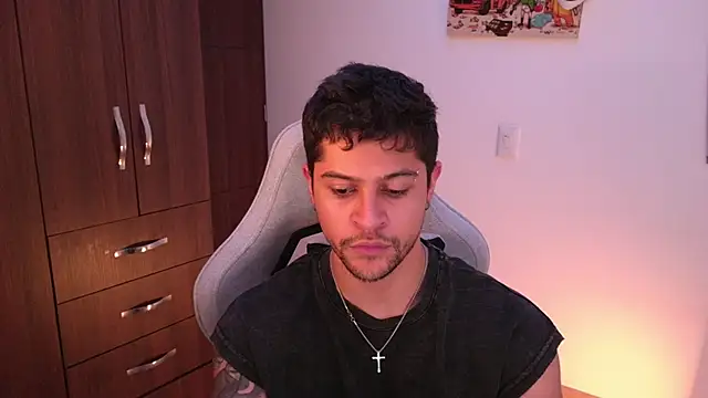 domsantiago  online show from 24, 11, 2025