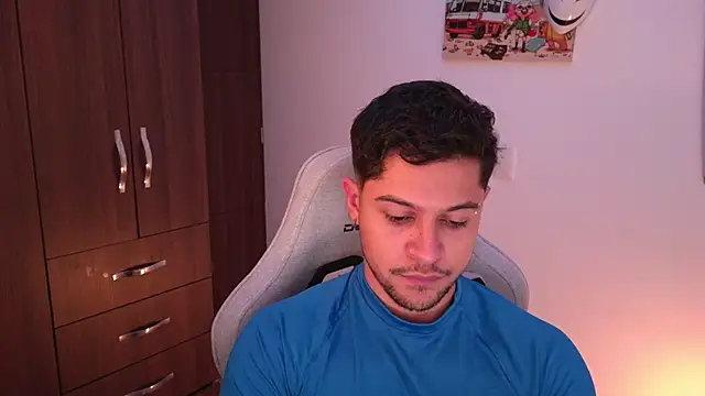 domsantiago  online show from 30, 11, 2025