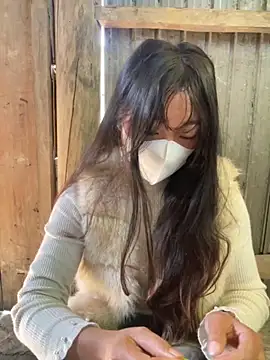 Snapshot of isaaa5 chatting on 25, 11, 2025 isaaa5 online show from 25, 11, 2025