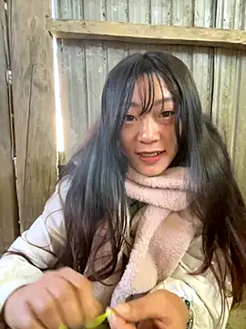 Snapshot of isaaa5 chatting on 28, 11, 2025 isaaa5 online show from 28, 11, 2025